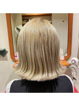 アイノベル(‘Inovel’) カット&ダブルカラー&トリートメント