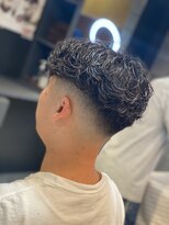 フランクスバーバー アンド ビアークラブ(FRANK'S BARBER and BEER CLUB)&nbsp;ラルフカール