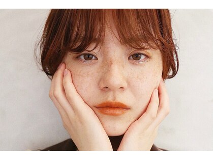 シアン(SYAN)の写真