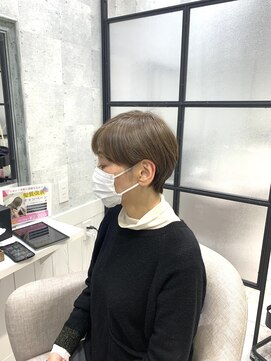 イーズ バイ インス(Yeeee.s by INCE) 白髪ぼかし/白髪改善カラー/ショート/透明感カラー/脱白髪染め