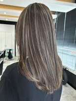 エイチ(H)&nbsp;xブリーチ/イメチェン/ホワイトブロンド/外ハネボブ/美髪/