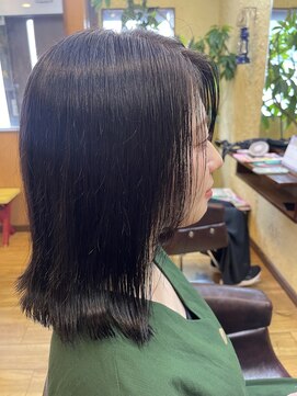 キキ 美容室(KIKI) 切りっぱなしボブ