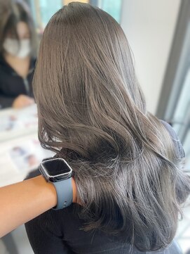 フォンズ(FONS) 透明感オリーブグレージュ/艶カラー/赤味なしカラー/表参道