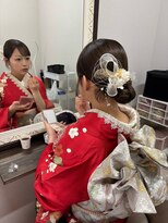 ポノ(po_no) 成人式振袖着付けヘアセットシンプルシニヨンカチモリ
