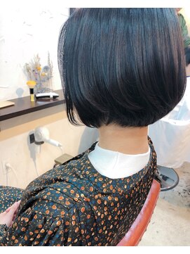エトネ ヘアーサロン 仙台駅前(eTONe hair salon) 《eTONe》レイヤーショートボブ