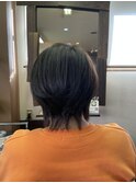 すっきりコンパクトなショートウルフ