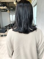 キチ(kichi.)&nbsp;[kichi.] 切りっぱなしロブ×ダークグレージュ