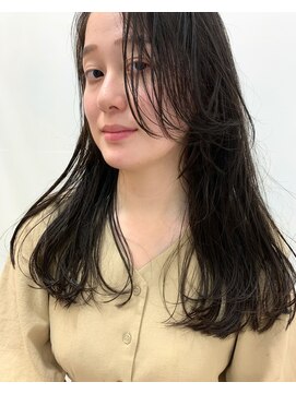 レル(lelu) 顔まわりで雰囲気を変える