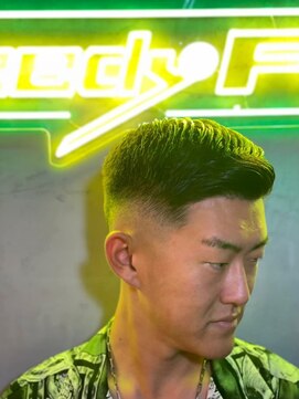 グリーディーフォックス 三軒茶屋(GreedyFOX) 波巻き/マッシュパーマ/ウルフ/ハイライト<理容室>三軒茶屋