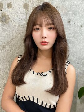 ルームバイシー 新宿(Loom. by Sea) 韓国風前髪/シルキーベージュ/グレージュカラー/斜めバング