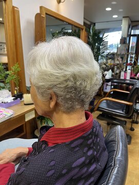 北本 美容室 パーマ