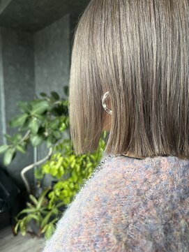 グラック(glac) ハイトーングレージュBOB