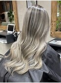 バレイヤージュ、ハイライト、レイヤーロング、グレーベージュ