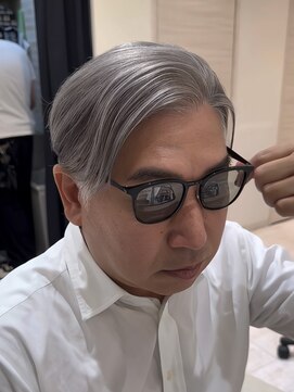 バース 梅田中崎町店(BIRTH) 50代40代白髪ぼかしシルバーメッシュバレイヤージュ