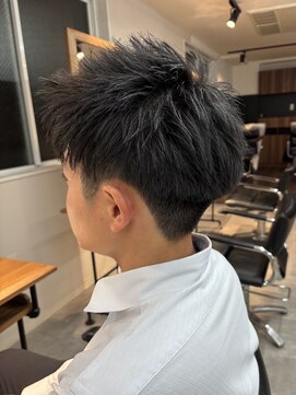 シーフ 千葉(Cyf) 刈り上げショート/ビジネスツーブロック/アップバング千葉駅保立