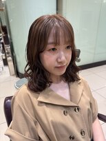 アメリ バイ アピッシュ(Amelie by apish)&nbsp;コテ巻き風パーマデジタルパーマミディアムパーマ