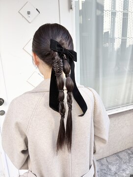 ヘアメイク バースデイ(Hair make Birth Day) 編みおろし/編みおろしポニー/タイトアレンジ/結婚式ヘア