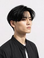 オルタナティブパレード(Alternative Parade) 韓国スタイル センターパート ツーブロック 刈り上げ 黒髪