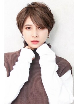 シトロン ブラン(CITRON blanc) 簡単スタイリング#大人かわいいマニッシュショート#斜めバング