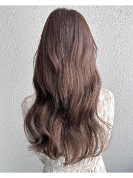 シレナバイアルティナ 辻堂店(sirena by artina) ゆる巻きロング_こなれヘア_シアーグレージュ_アースカラー