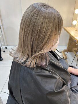 クレア本厚木(CREA) ［chii］イヤリングカラー　ホワイトグレー×パープル