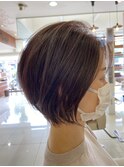 ショートボブ