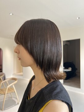 メイン(『　　』main) オリーブグレージュ