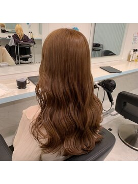 シー 池袋(SHE) ブリーチなしで作るベージュカラー