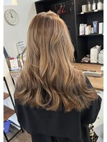 ミルク ヘア デザイン(milk hair design)&nbsp;セミロングツヤサラスタイル