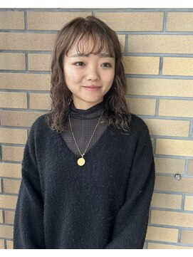 エントラスト(en+trust) ミディアムパーマヘア