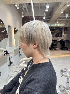 グロー 大宮(GLROW) ◆  韓国大宮顔周りレイヤーカットウルフカットメンズ