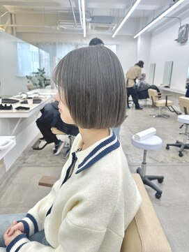 ニュート(Neut ) グレーカラーグレーヘアーグレージュカラーケアブリーチ