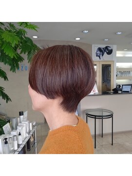 カズ(KAZU) ショートボブ