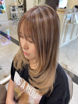 ブランニューイヴ 生駒店(Brand new eve) レイヤーカット×ハイライトカラー