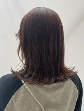 アンド アノン(and anon) グレージュ 外ハネミディ 顔周りレイヤー 艶感 ダークアッシュ