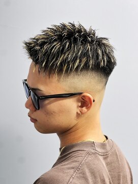 メッツ 原宿(METS) カット×ハイライト[原宿/MEN'S/ハイライト/メンズパーマ]