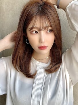 プラチナ(PLATINA) レイヤーカットセミディシースルー前髪ダブルカラーミルクティー