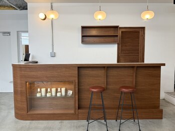 LIV UMEDA【リヴ ウメダ】