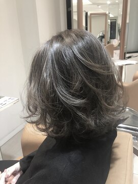 レア(l'ea) ハイライトグレージュ