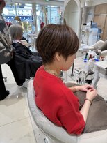 クレア 上大岡(CREA)&nbsp;白髪ぼかしハイライト縮毛矯正ダブルカラー髪質改善30代40代50代