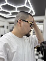 キングコング バーバーショップ バイ アルバレス(KING KONG BARBERSHOP by ALVAREZ)&nbsp;トップ3ミリ坊主フェード【所沢市/バーバー】