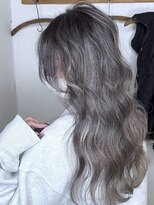 ブレイズヘアー(BLAZEhair) 【ナチュラル仕上げ】グレージュバレイヤージュ×ブリーチ2回