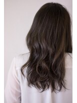 ヴィークス ヘア(vicus hair)&nbsp;透け感たっぷり夏髪「グレージュ×ハイライト」