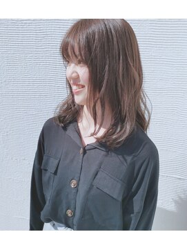 ヴォーグ vogue ヘアースタジオ 大人可愛いふんわりミディ