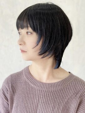 ザヘアメイクシェア(THE -HAIR MAKE SHARE-) クールに。話題のネオウルフカット