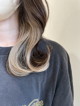 20代30代40代大人可愛い白髪ぼかしインナーホワイトベージュ