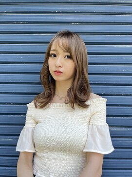 ディフィー 渋谷(defi) 小顔ミディアムレイヤー