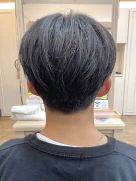 アルターリール(aL ter Rire) センターパート/メンズカット/中村郁未