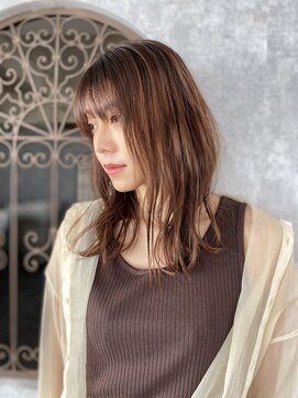 リリー(Re.ly) フォト