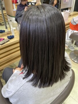 ゼスト 吉祥寺店(ZEST) アルカリ縮毛矯正でも自然な仕上がりに/吉祥寺